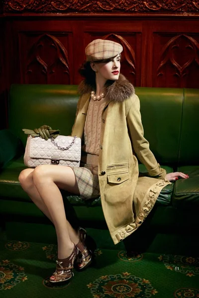 Look 11
